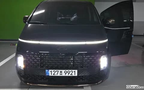 Hyundai Staria 2025 купить в Москве
