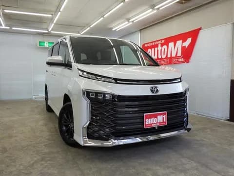Toyota VOXY 2026 купить в Москве