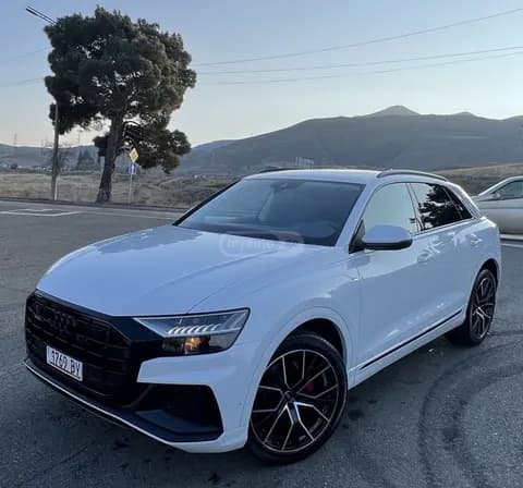 Audi Q8 2023 купить в Москве