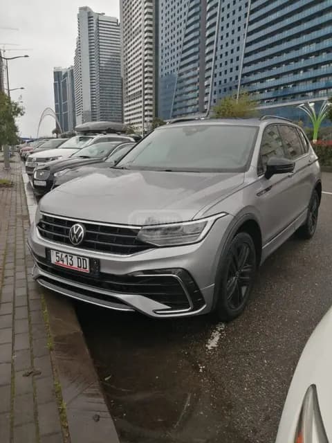 Volkswagen Tiguan 2022 купить в Москве